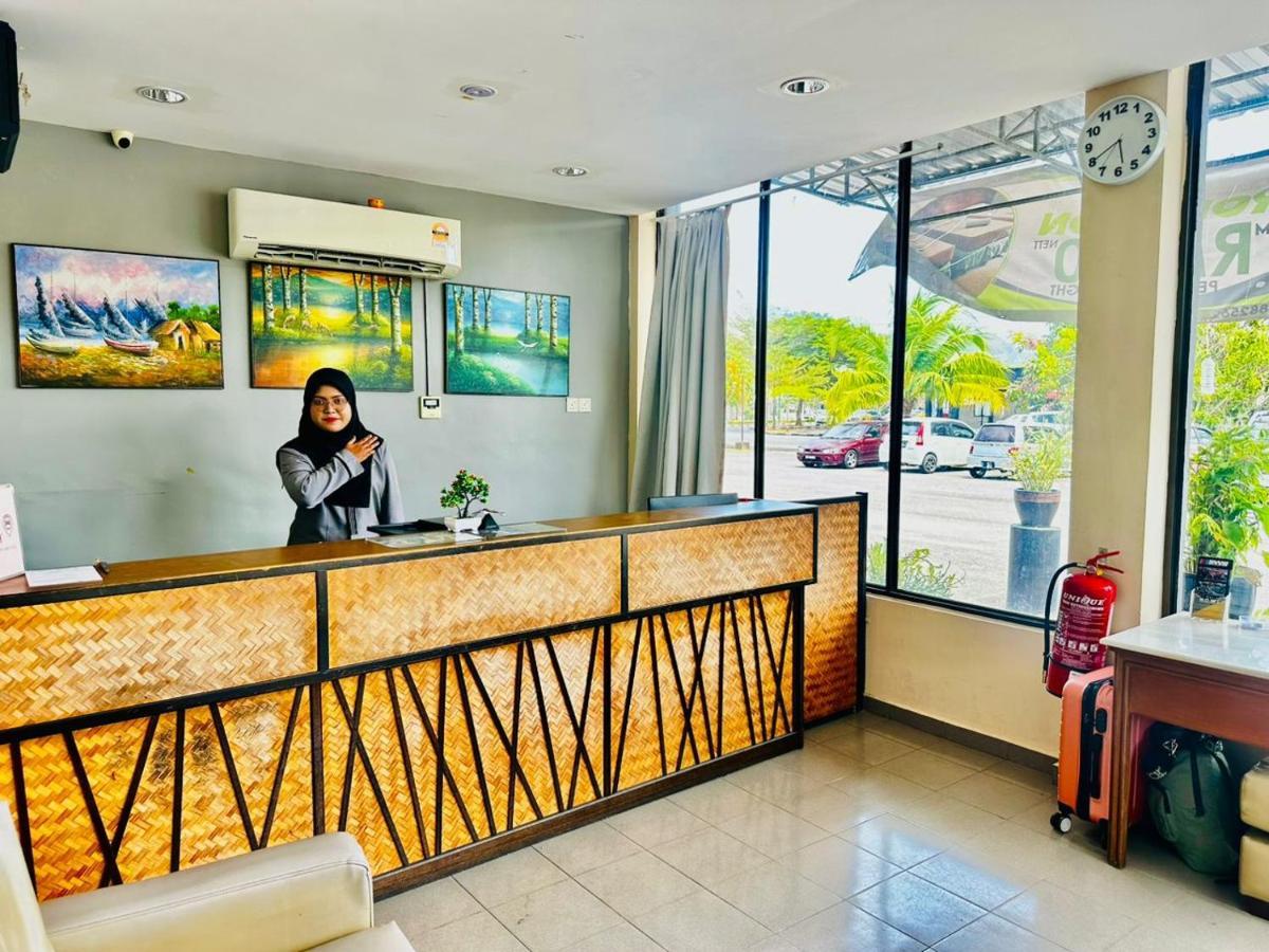 Baron Water Front Motel Куа Екстериор снимка